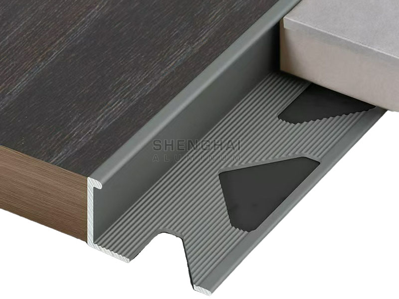 moldura decorativa aluminio